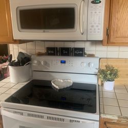 Stove, Microwave And Dishwasher
