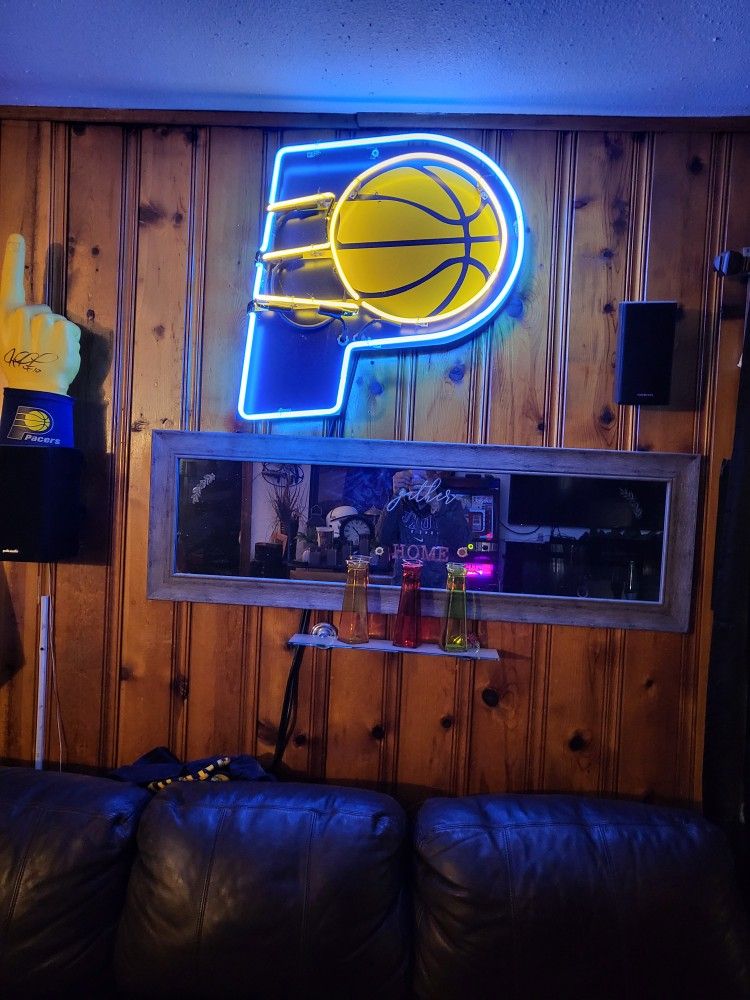 Indiana Pacers Neon