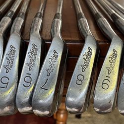 Vintage Spalding Iron Set 2-9, Wedge and Putter -RH