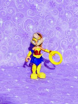 Lola Bunny (Wonder Woman Suit)