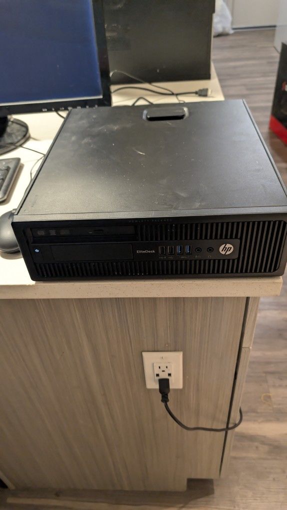 HP EliteDesk 705 G1 SFF Desktop PC