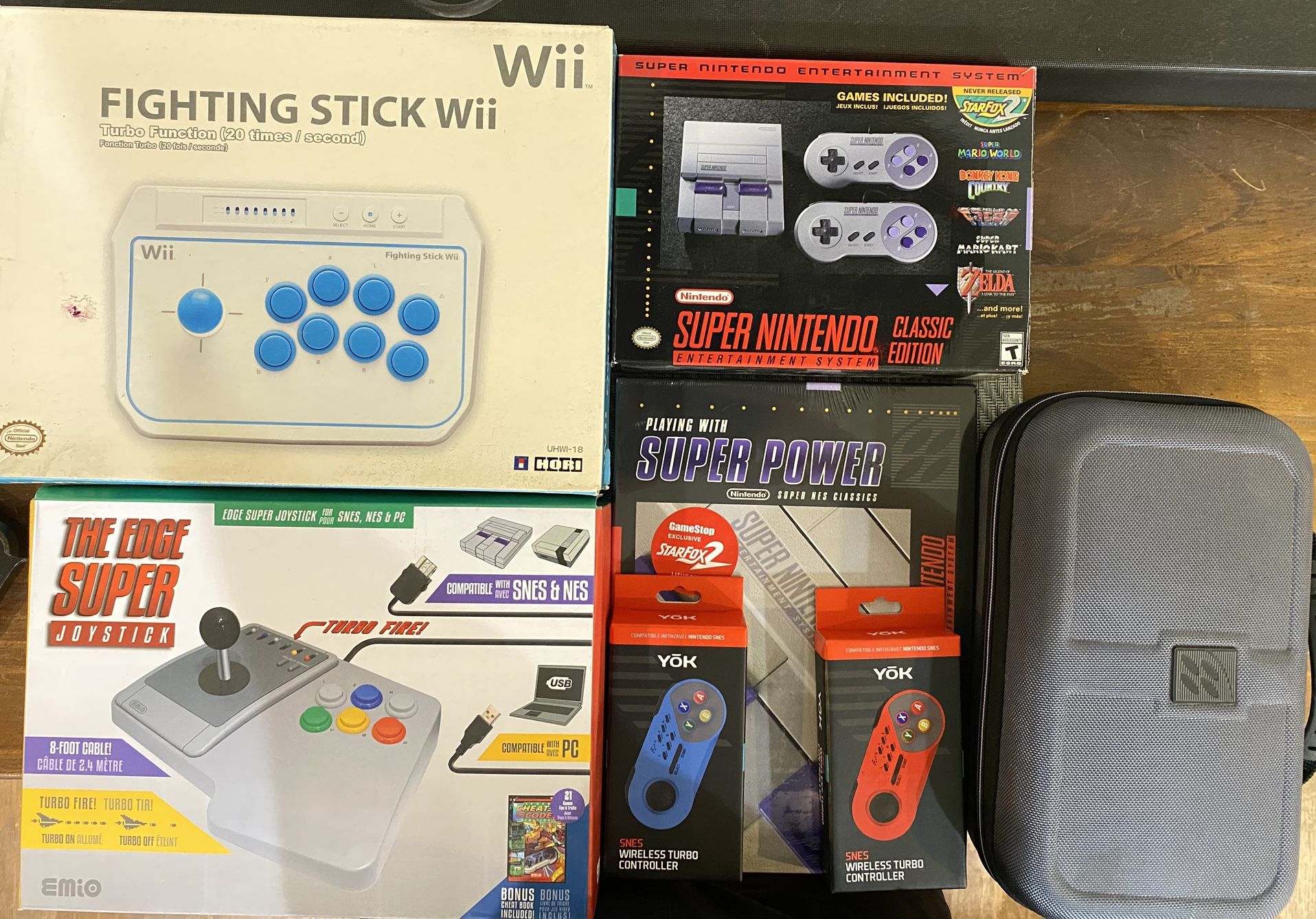 Super Nintendo Classic Bundle (SNES)