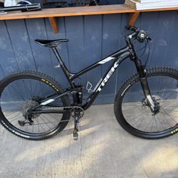 2018 Trek Top Fuel 8 Full Suspension Mountain Bike