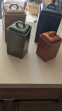 4pc Embossed Ceramic Canister Set