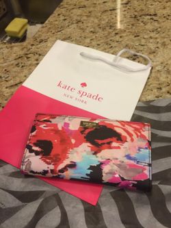 Kate spade Stacey wallet nwt