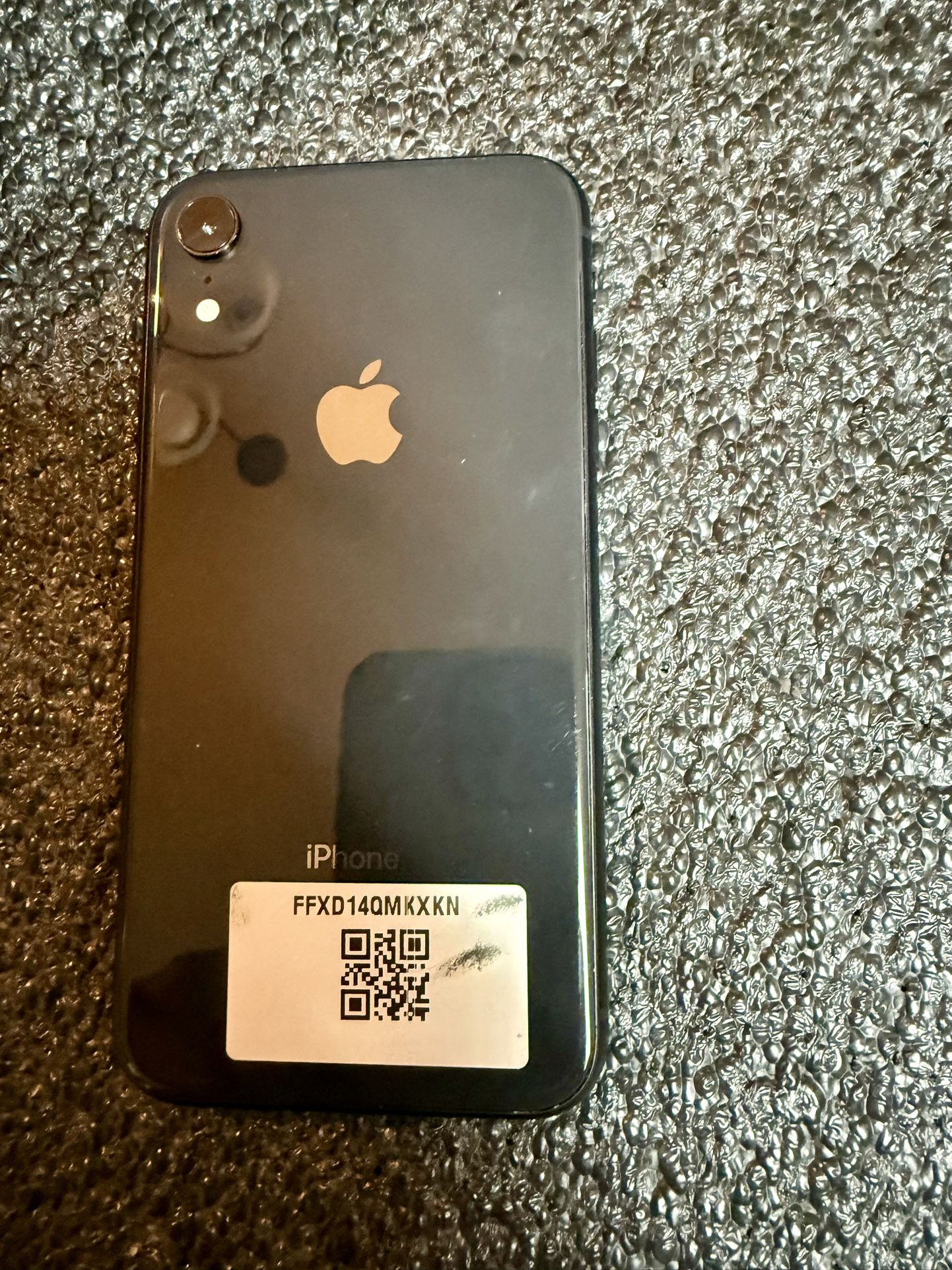 iPhone XR 64 Gb Unlocked Good Battery Life 96%