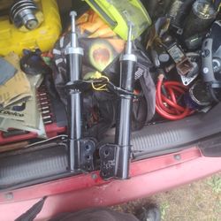 01 Protege Front Struts