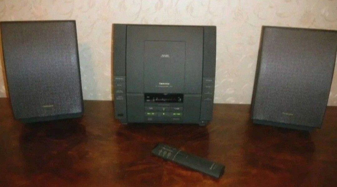 Technics LS-10 Stereo System