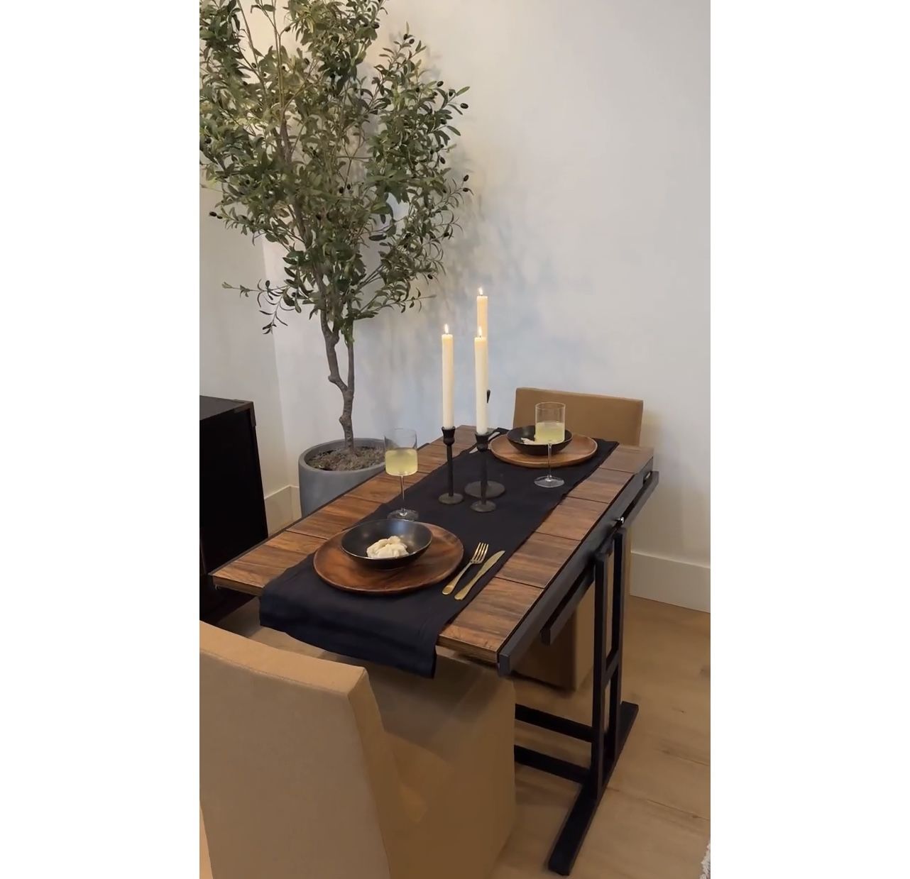 Table with 5 Tier Storage Shelf