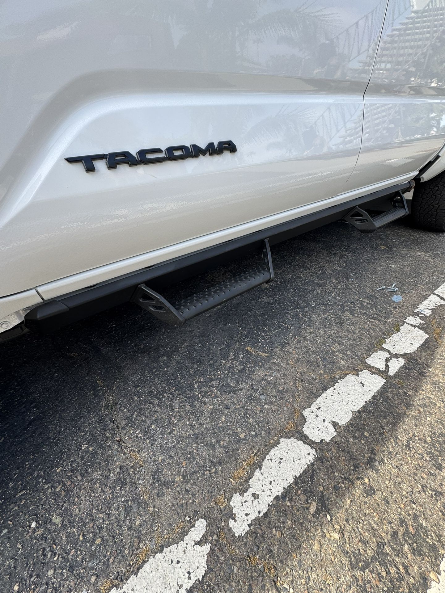 Predator Steps 24+ Toyota Tacoma