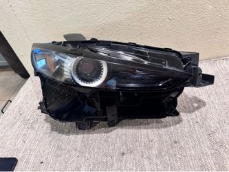 2020 to 2023 MAZDA CX30 HEADLIGHT RH