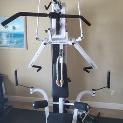 Body Solid Home Gym