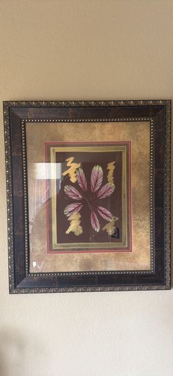 2 Picture Frames 