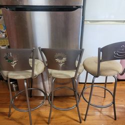 USED-3 Swivel Counter Stools