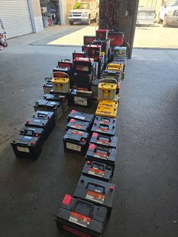 GROUP SIZE 24 27 34 78 65 48 49 47 H6 H7 51r 94r 86 H8 H9 Truck SUV And Car Battery with Warranty. *Price is $60 with core exchange 

Pick up in COVIN