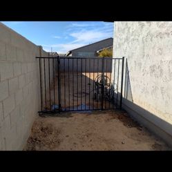 Pool  Fence/Dog Run / Privacy Fence/