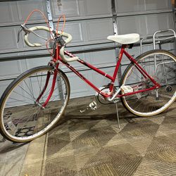 Vintage Murray Legacy Road Bike, Excellent Condition, $150