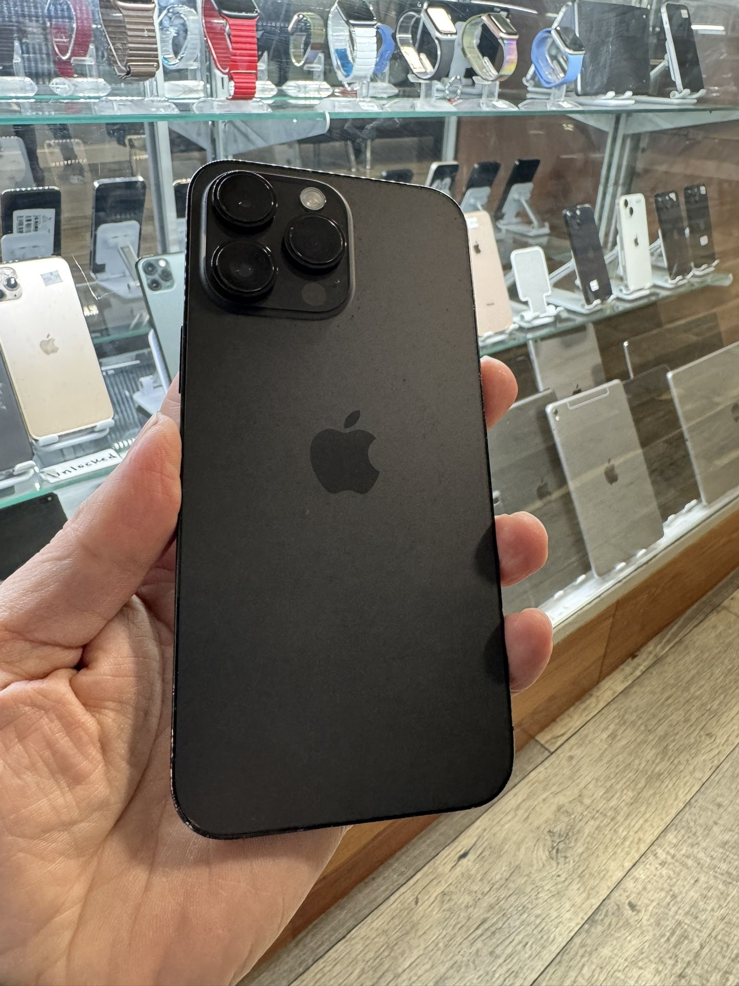 Unlocked iPhone 14 Pro Max - fully functional & ready to use 