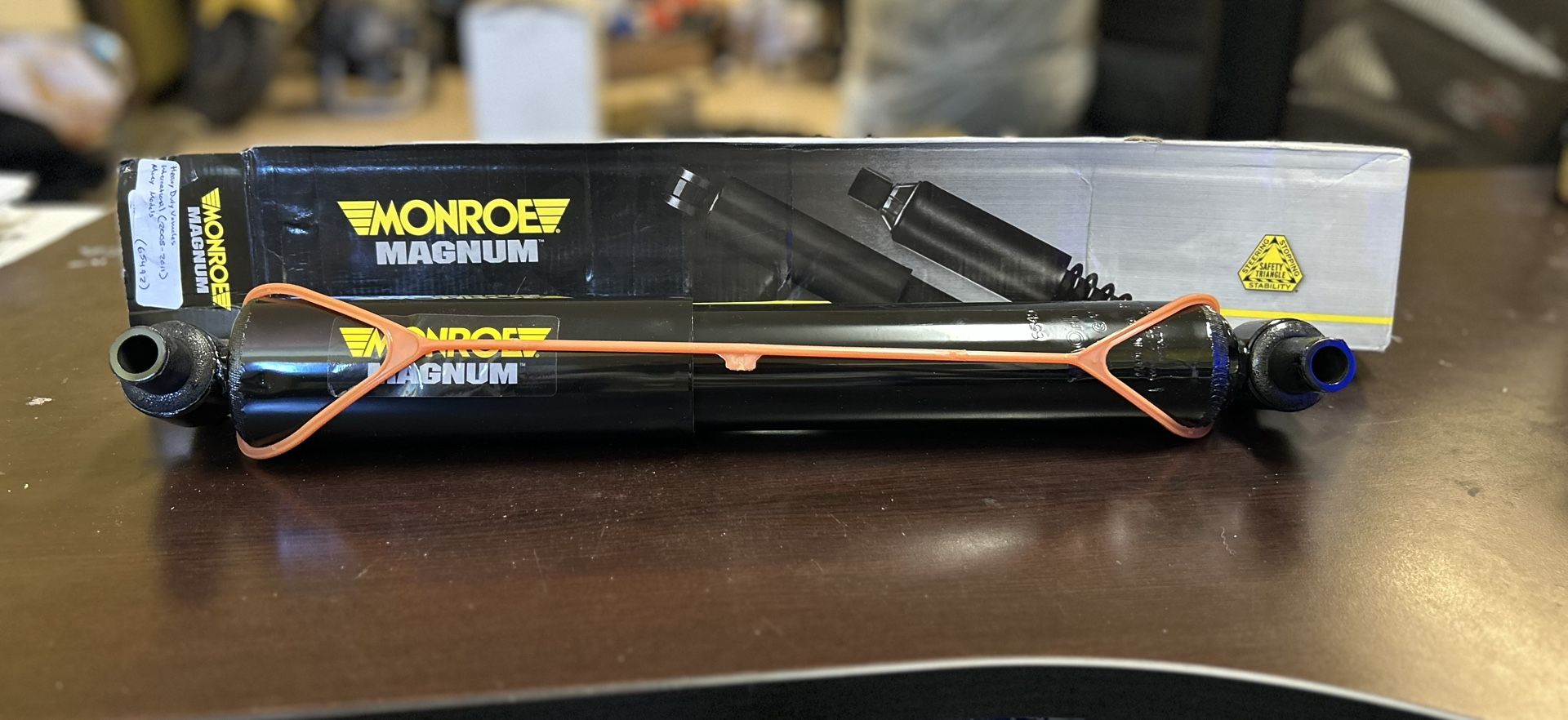 MONROE MAGNUM 65492