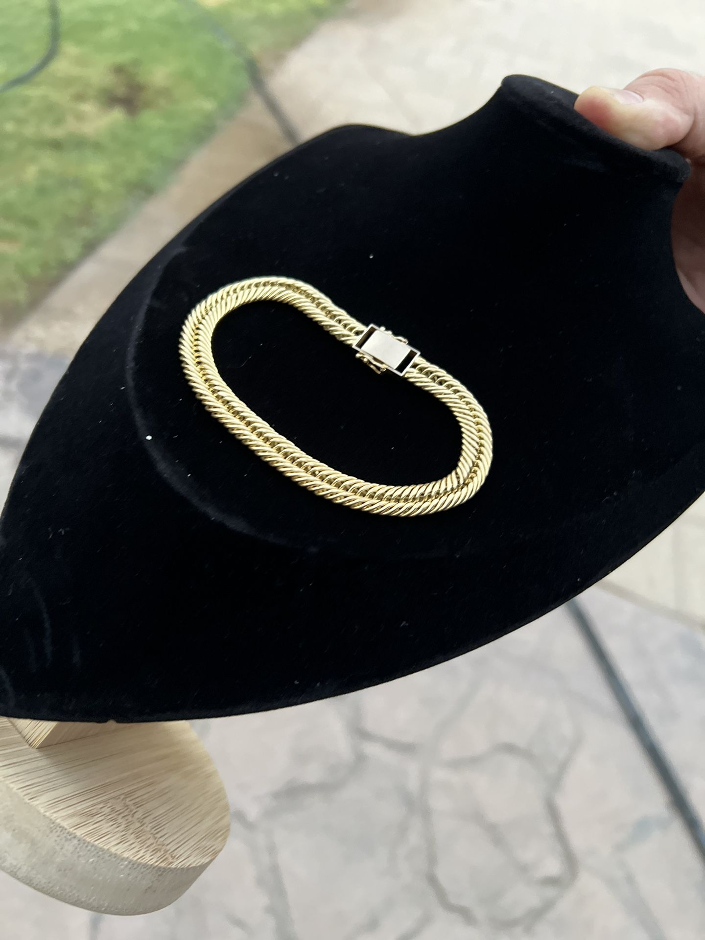 18K Serpentine Bracelet