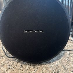 Harmon/Kardon Onyx Studio Bluetooth Speaker 