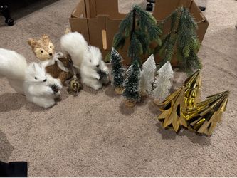 Cute squirrels, fox and trees decor