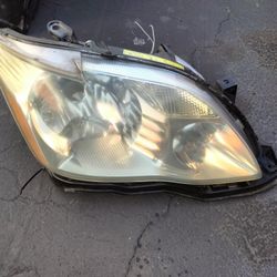 2005-2008 Toyota Avalon Headlight (Xenon Hid) With Lights Bulbs And Accessories And Headlight Bracket.