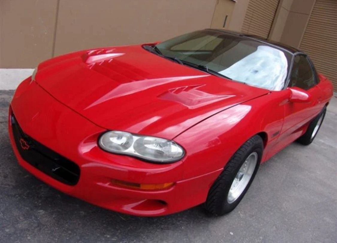 98–02 CAMARO FIBERGLASS A25 HEAT EXTRACTOR HOOD
