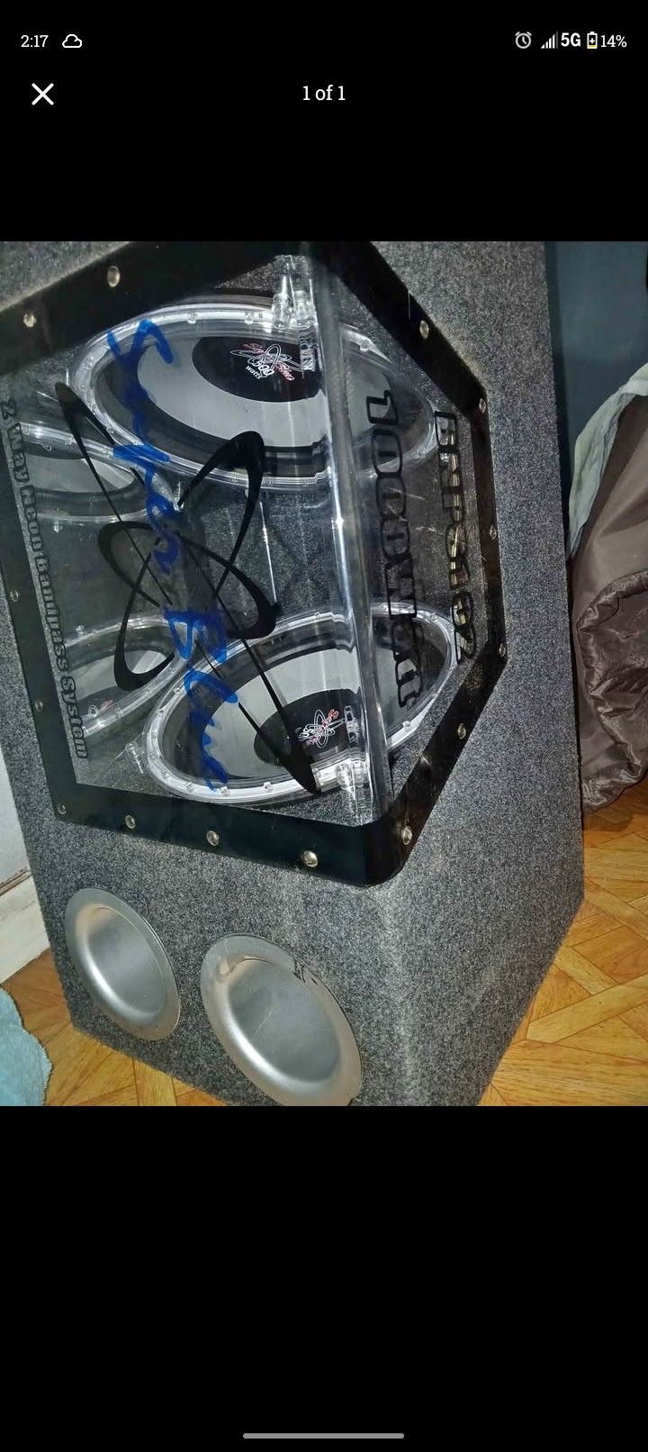 2 12" Speaker Box