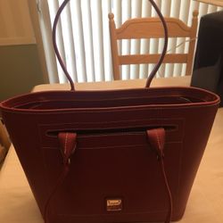Dooney And Bourke Pocketbook 