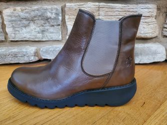 FLY London Salv Slip On Boots Brown Leather 41 US Size 10-10.5 