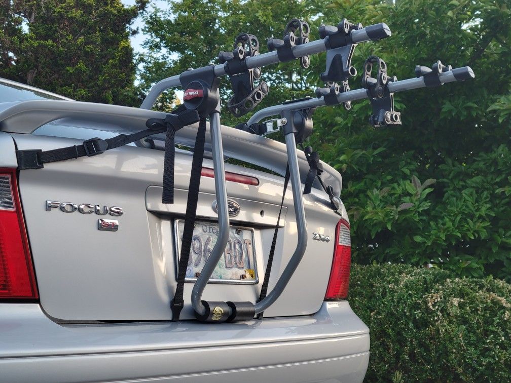 Yakima 3 Bike Trunk Carrier