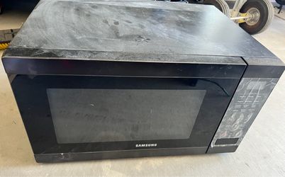 Samsung Black Microwave
