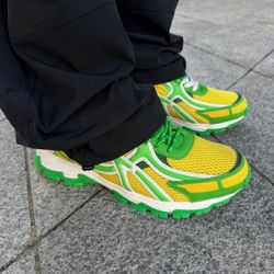 Vortex V.2 designer athletic shoes 