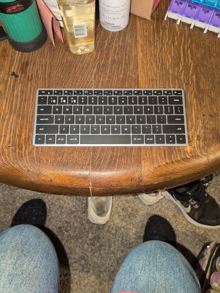 Satachi 1 X Bluetooth Keyboard 