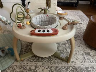 New And Nearly New Baby Items