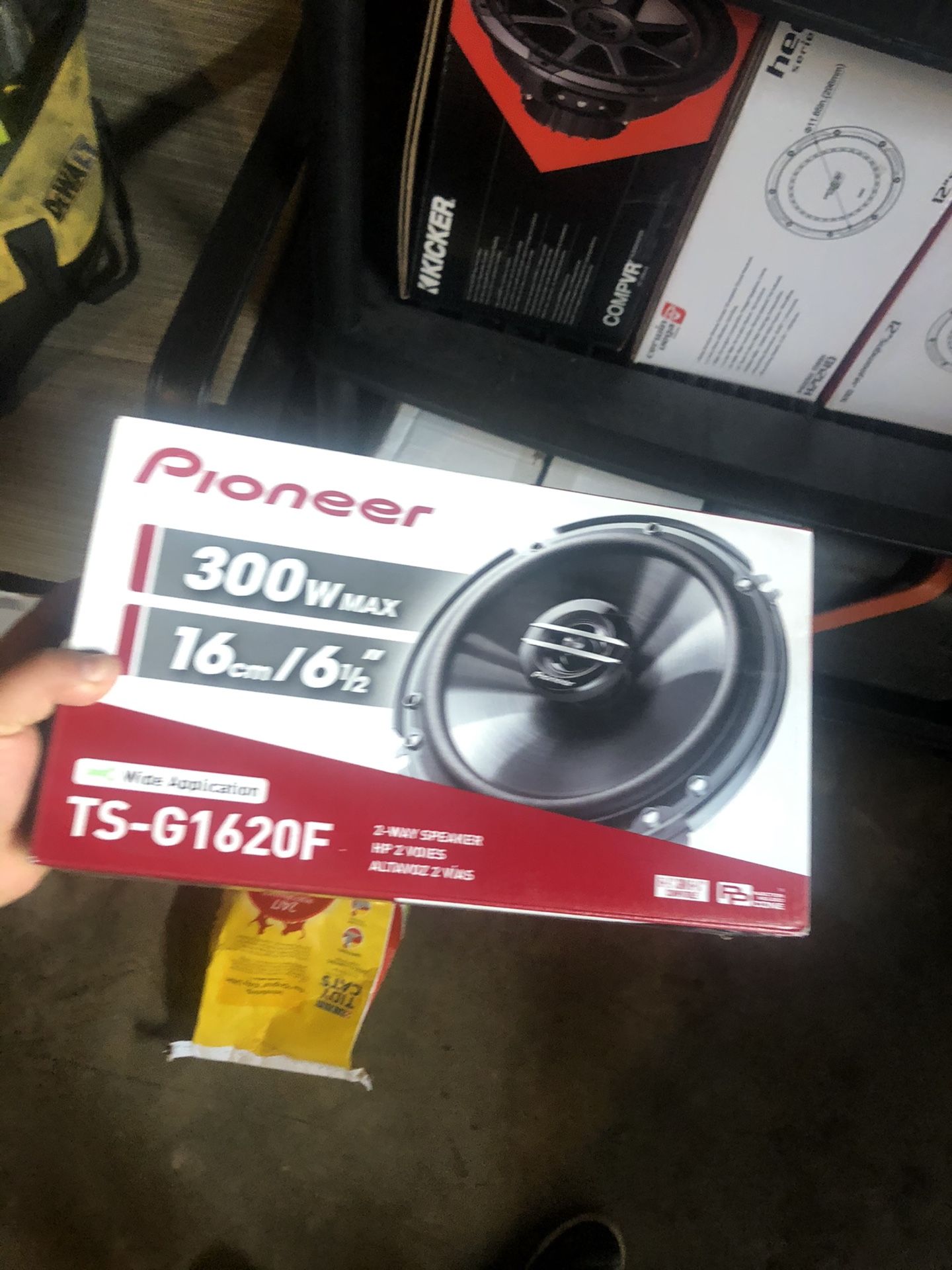 Car audio speakers