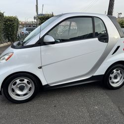 2014 SMART FOR TWO PURE HATCHBACK LOW MILES 