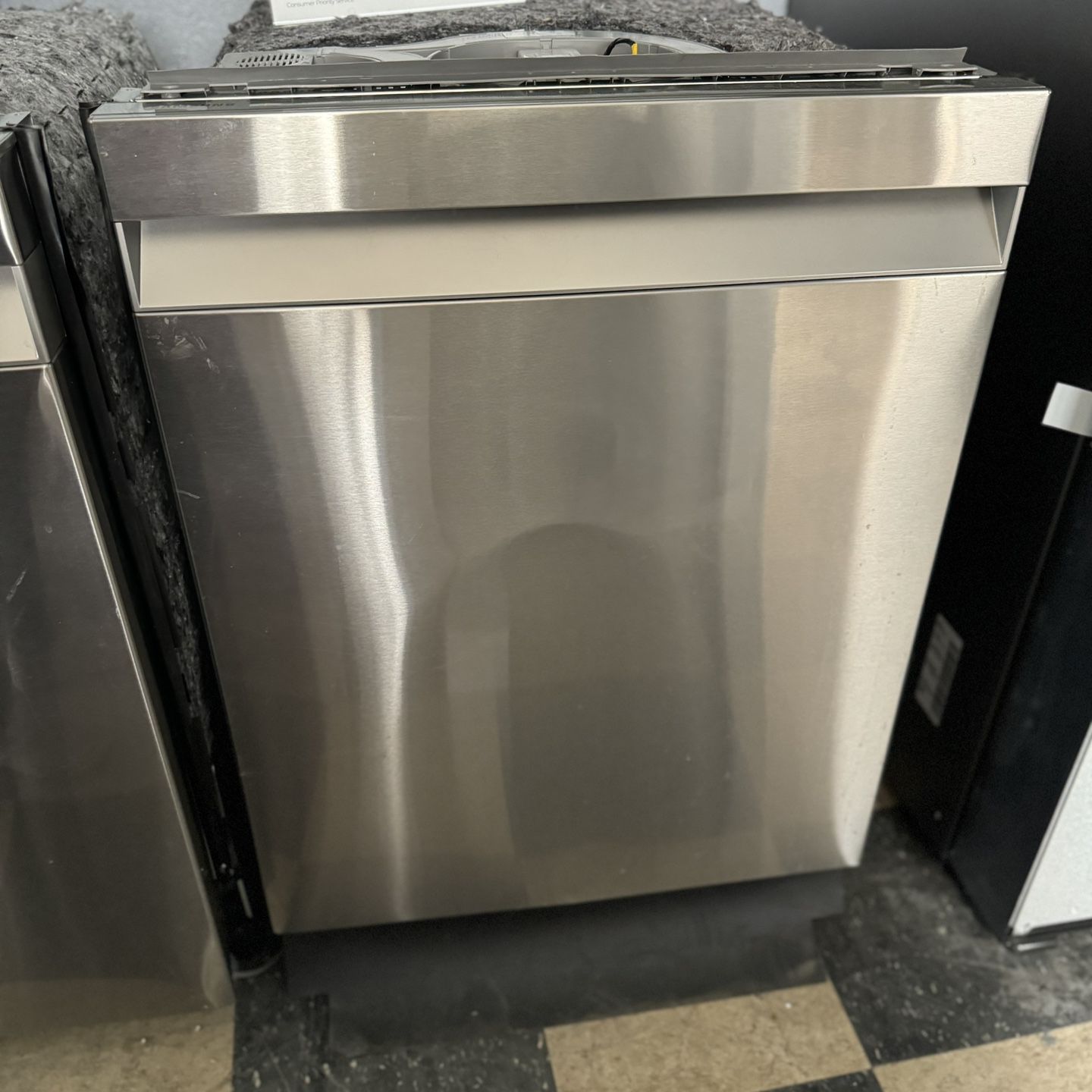 Open Box Samsung Dishwasher $350 Or Best Offer 