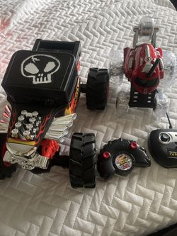 2 NEW Remote Control Cars - Hot Wheels 