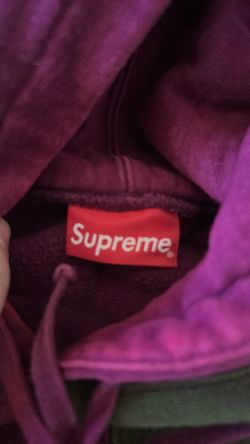 Vintage 2017 Supreme Logo Hoodie