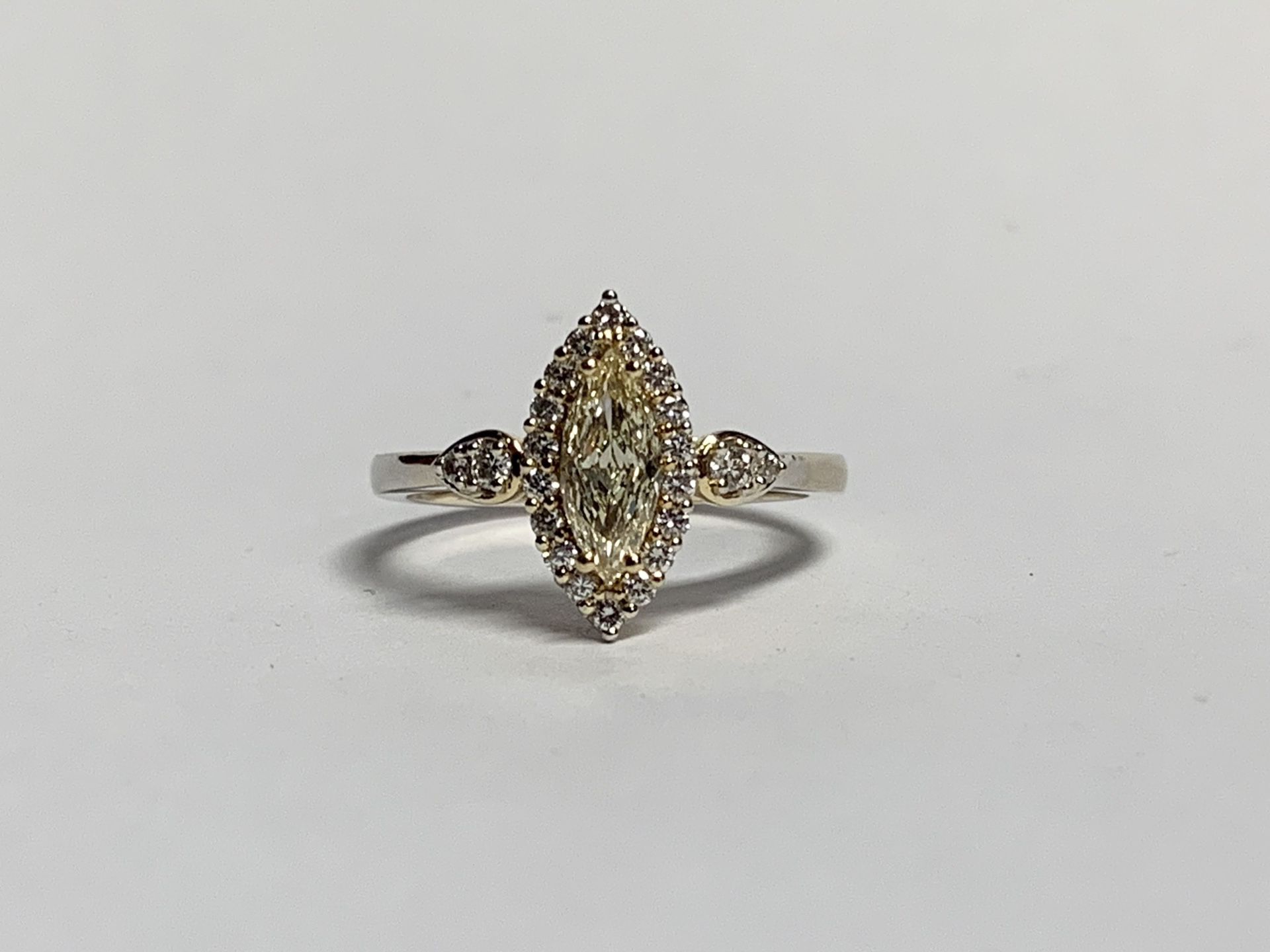 3/4ctw Champagne Marquis Diamond 18k YG Wedding Ring Sz 6.75