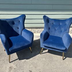 Accent Chairs Set of 2 (Excellent Condition)