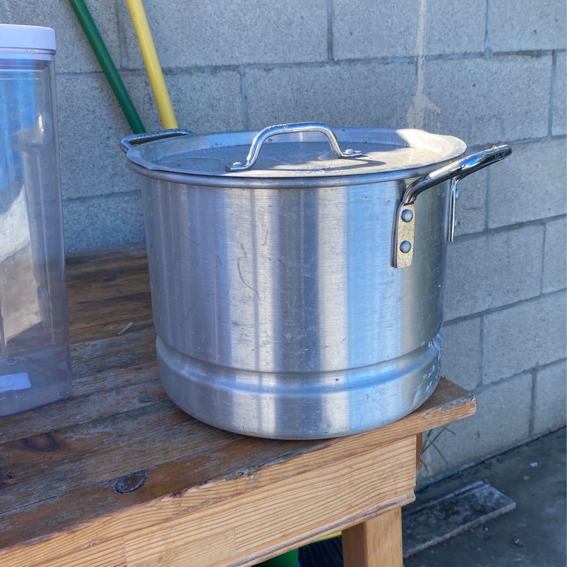 Pot With Steamer