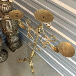 3 Pillar Candelabra Candle Holder Pick up in orting  Vintage antique 