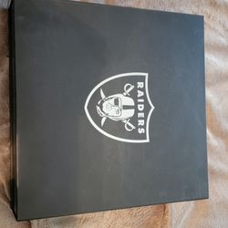 2016 Vintage Raider Box