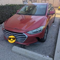 2018 Hyundai Elantra 