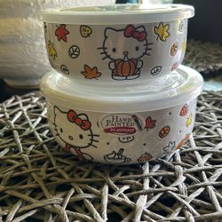 Hello Kitty Tupperware Set