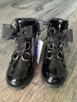 Toddler Glitter Boots New Never Worn Size 8