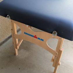 Foldable Massage Table 